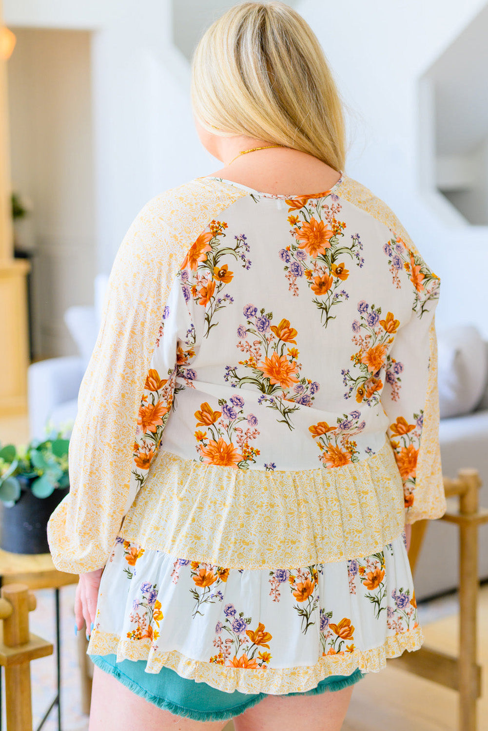 Floral Print V Neck Puff Sleeve Blouse, 1XL-4XL